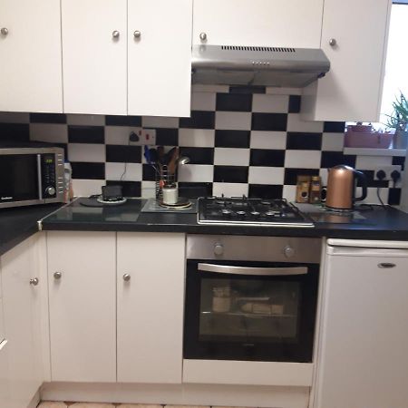 61 Apartment Winchester Ngoại thất bức ảnh