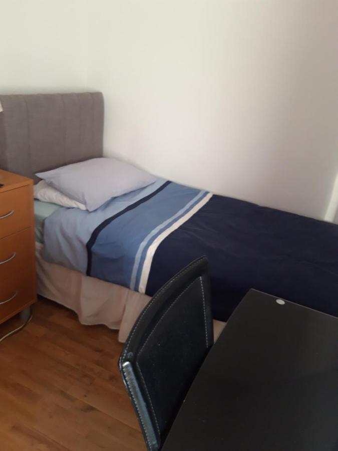 61 Apartment Winchester Ngoại thất bức ảnh